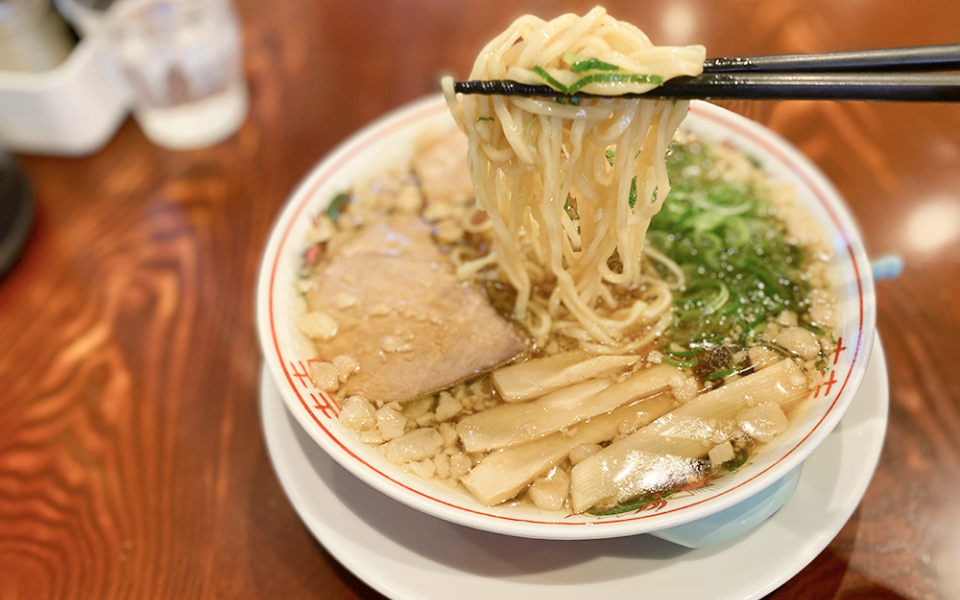 尾道ラーメンを食べようとしています